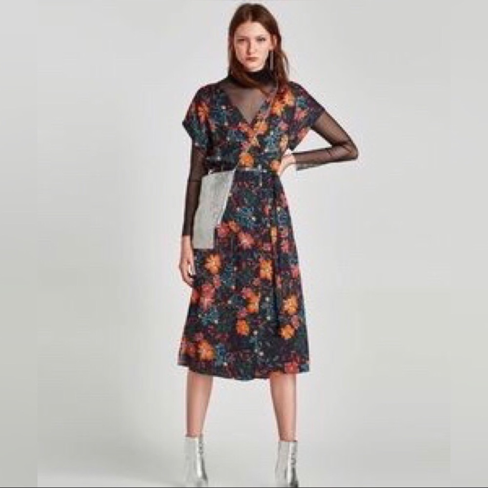 ❌SOLD❌ NWT Zara floral print midi dress
